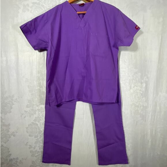 Dickies Purple Scrub Set Small - Picture 1 of 7